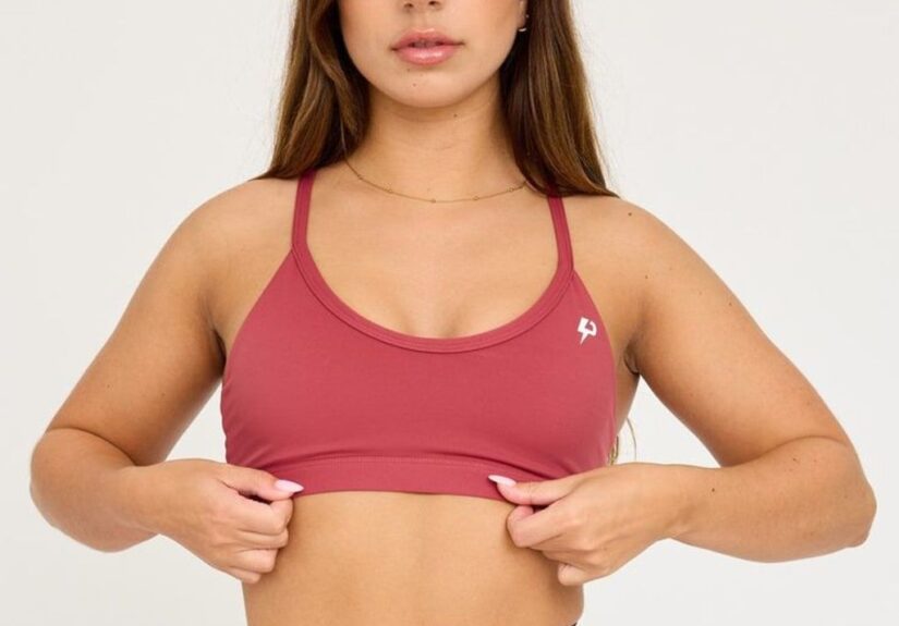 Yoga sports bra for tempo squats and calisthenics everyday